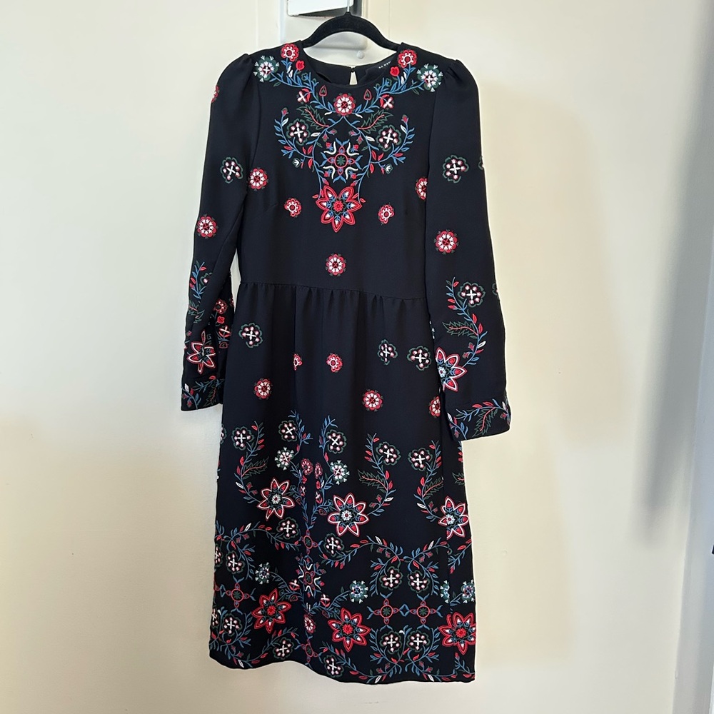 Zara Black Midi Dress with Intricate Floral Embroidery
